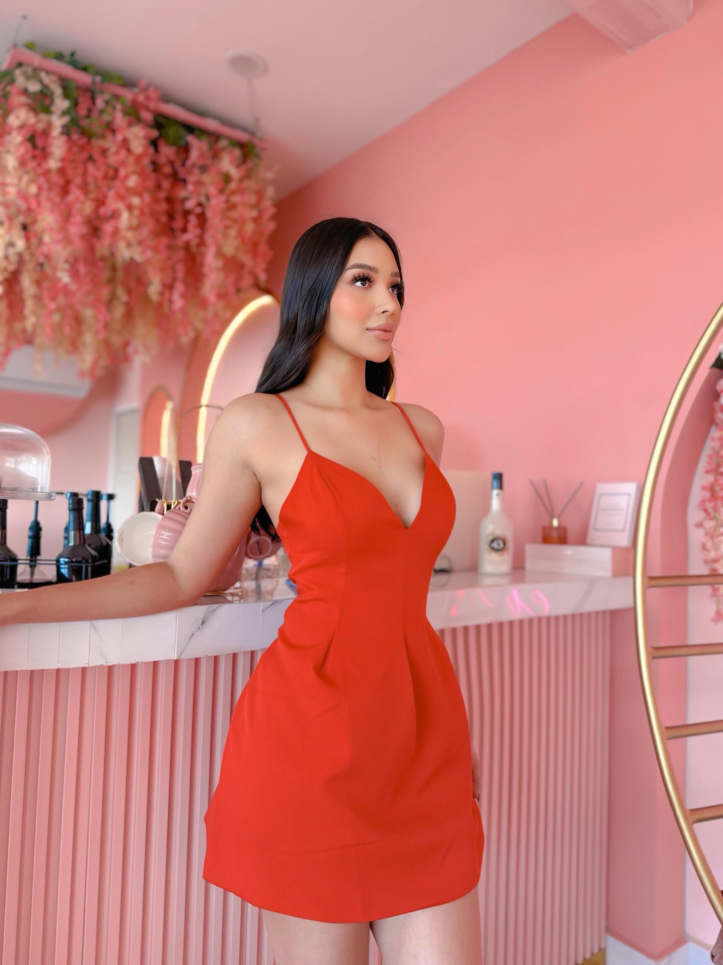 Minivestido rojo con tirantes