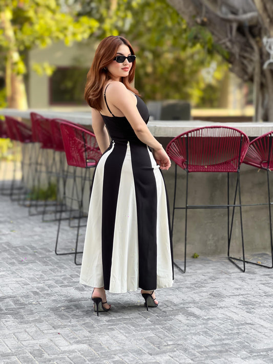 Vestido largo blanco y negro tirante